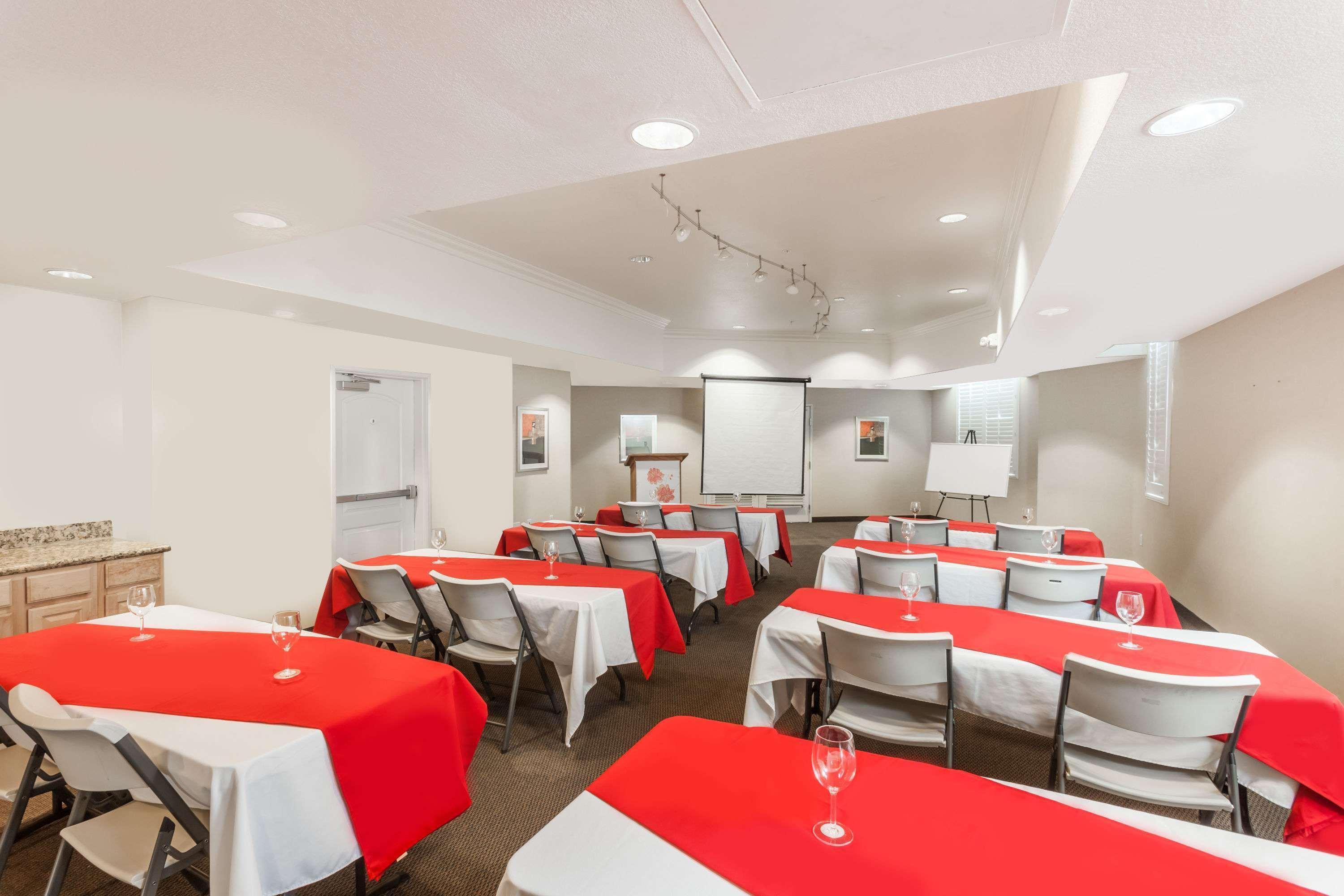 Hawthorn Suites Victorville Exteriér fotografie